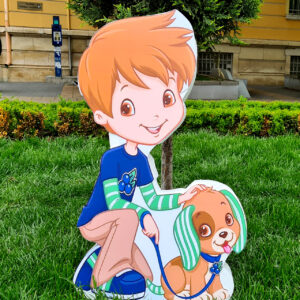 3Д фигура - МОМЧЕ С КУЧЕ