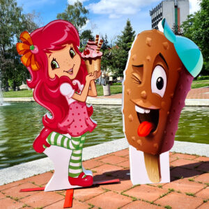 Композиция 2 - РОЗОВО МОМИЧЕ и СЛАДОЛЕДЪТ БОБИ