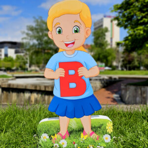 3Д фигура - МОМИЧЕ С БУКВА В